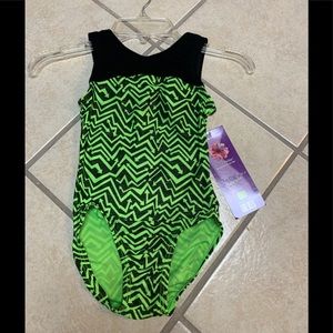 Childs Size Small (5/6) Black & Green Dance Or Gymnastics bodysuit Leotard NWT